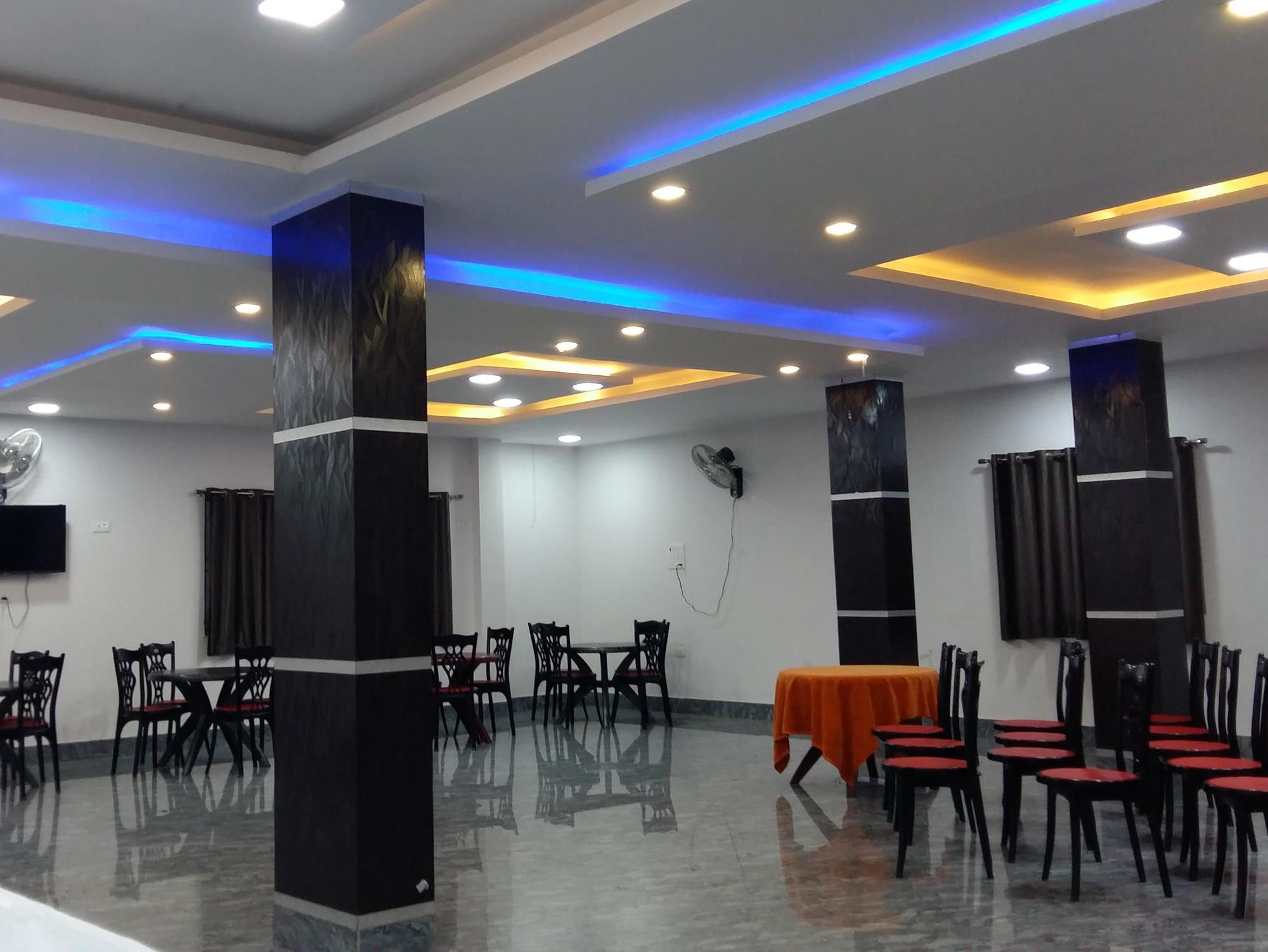 Hotel Rajkamal Deoghar Exteriér fotografie