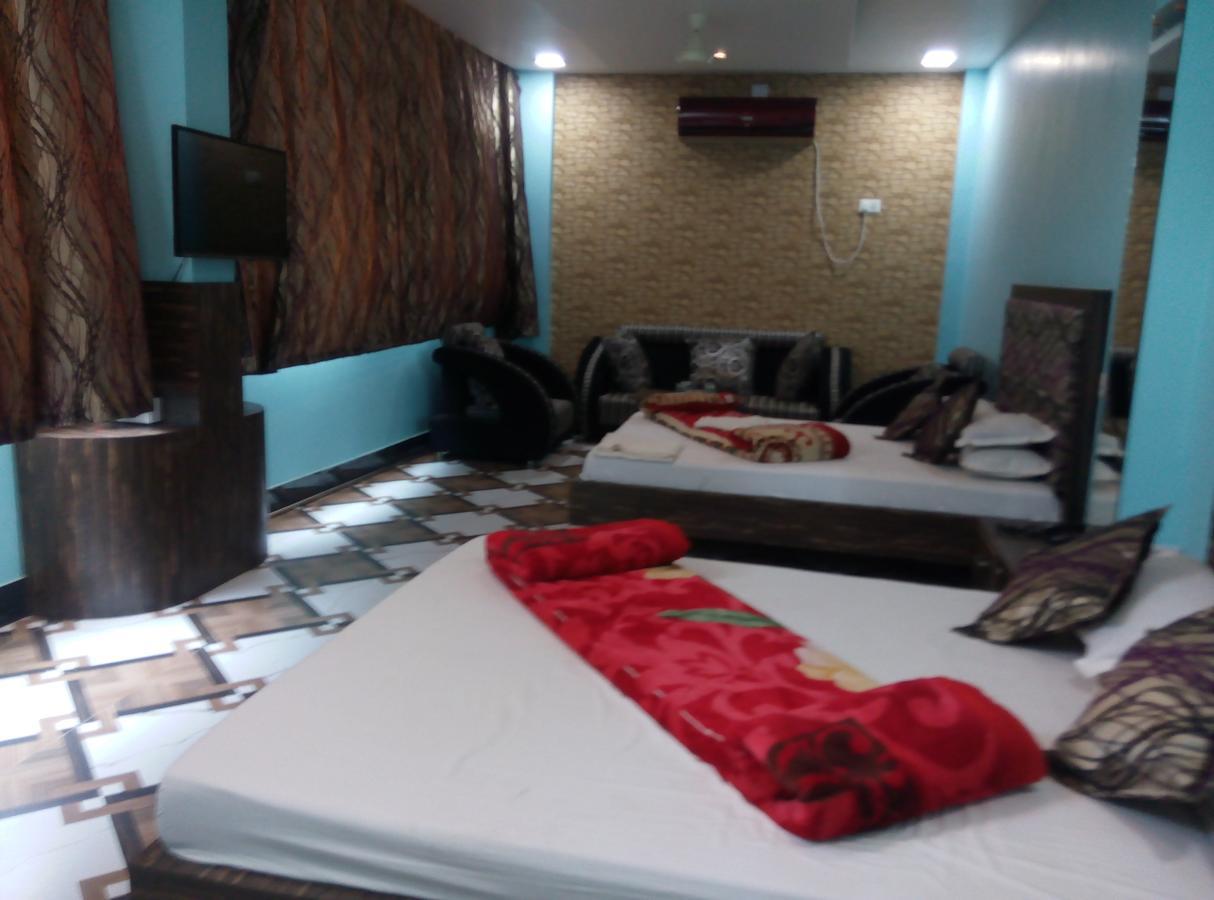 Hotel Rajkamal Deoghar Pokoj fotografie